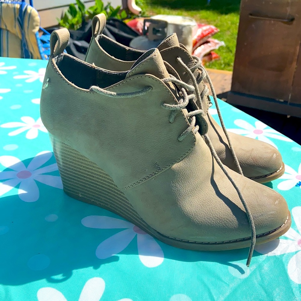 Brown Booties! - Picture 2 of 3